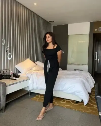 Call Girls Bari Sadri Cash On Delivery