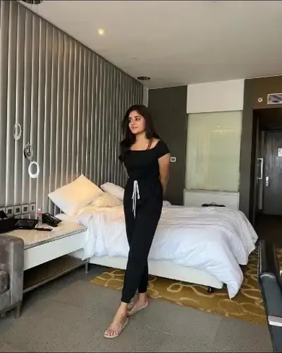 Call Girls Service in Bari Sadri